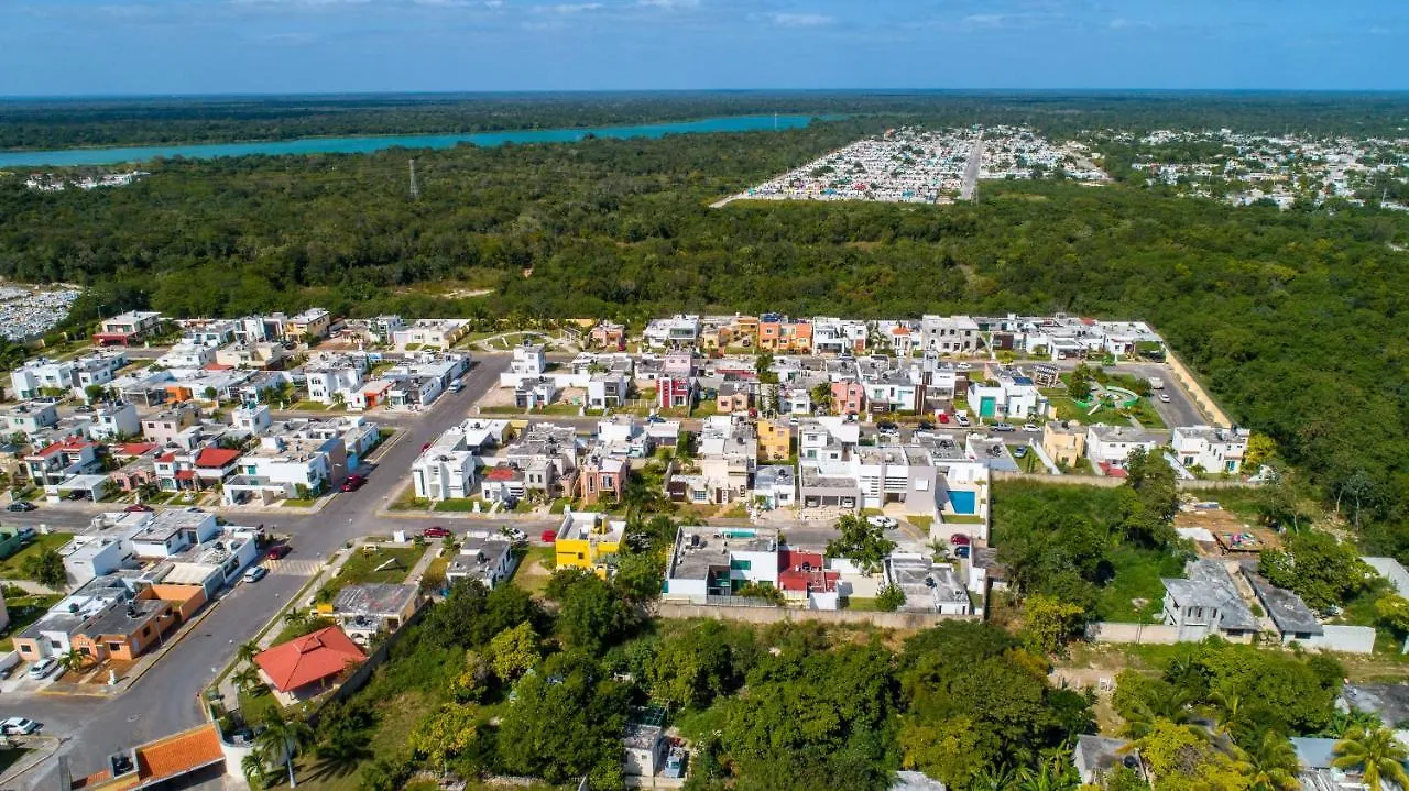 Casa Moderna En Segura Residencial Hacienda Chetumal Villa 0*,  Mexico