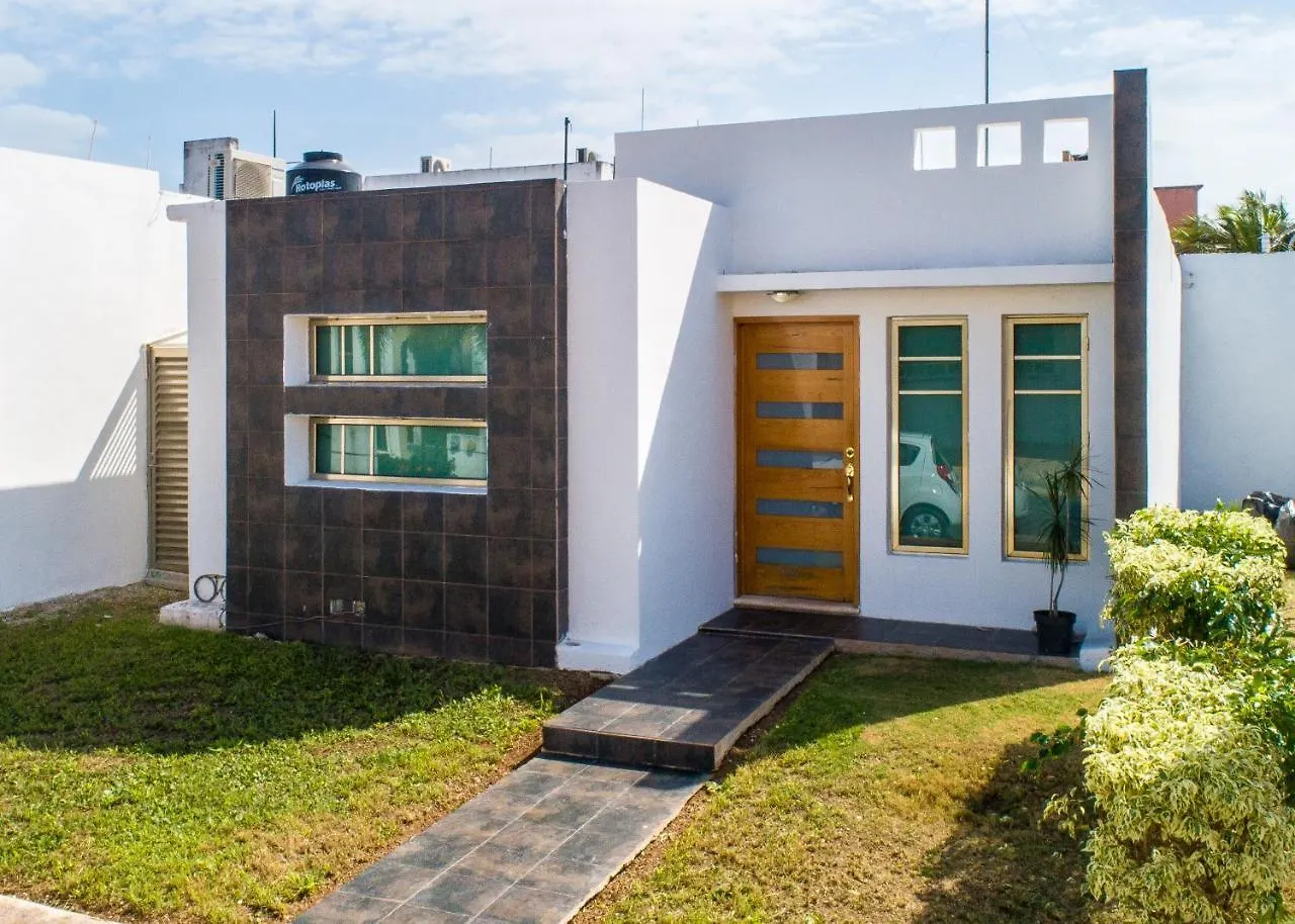 Holiday home Casa Moderna En Segura Residencial Hacienda Chetumal Villa