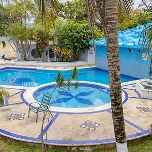 Hotel Oyo Marias,aeropuerto Internacional De, Chetumal